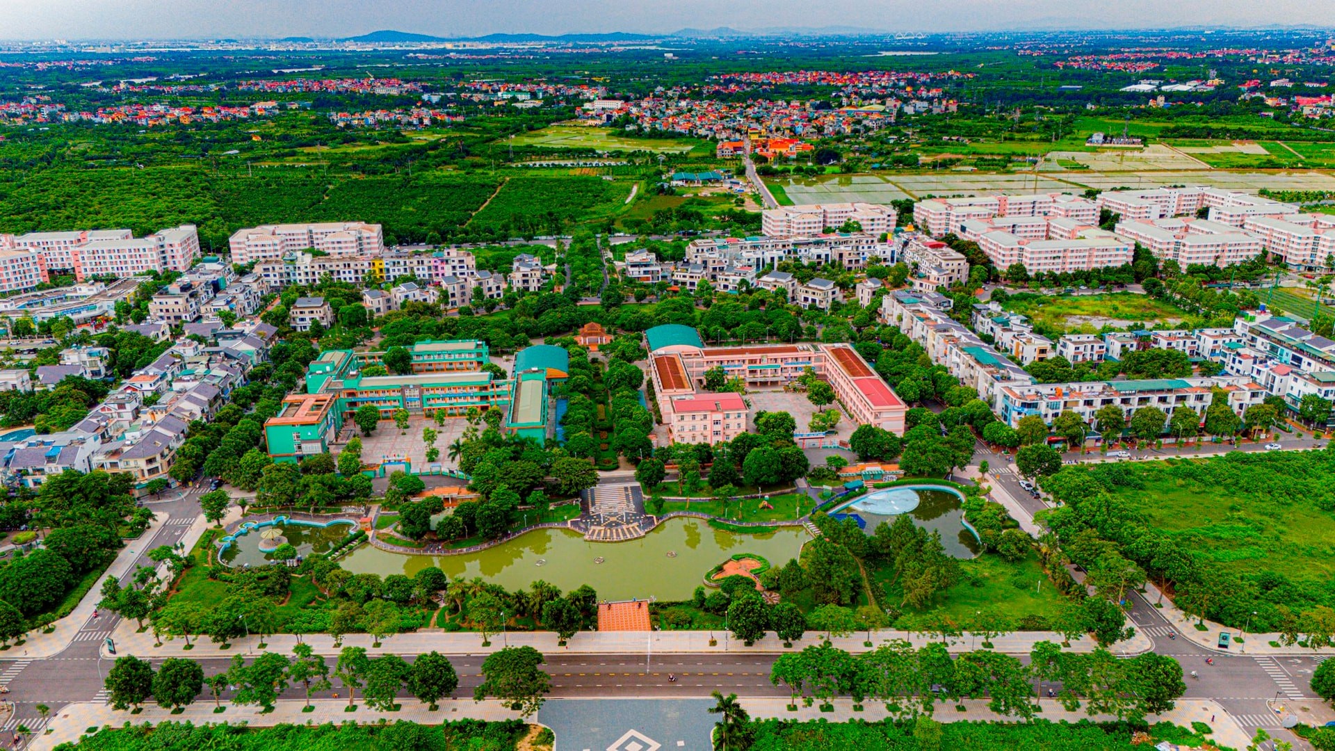 Tình hình 4 huyện Hà Nội dự kiến ‘cất cánh’ lên quận- Ảnh 3. Tình hình 4 huyện Hà Nội dự kiến ‘cất cánh’ lên quận- Ảnh 3.